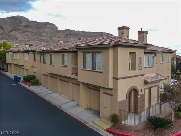 10180 Delray Beach Avenue , Unit 102, Las Vegas, NV 89129