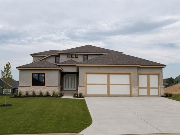 2813 NE 102nd Street, Kansas City, MO 64155
