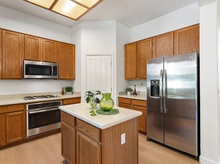 2429 Burberry Way, Sacramento, CA 95835 Photo