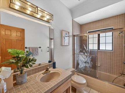 101 Audubon Cir, Sacramento, CA 95831 Photo