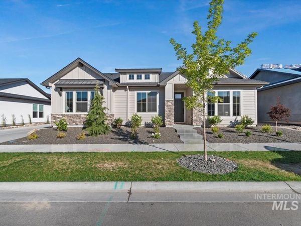 11163 S Corballis Ln, Kuna, ID 83634