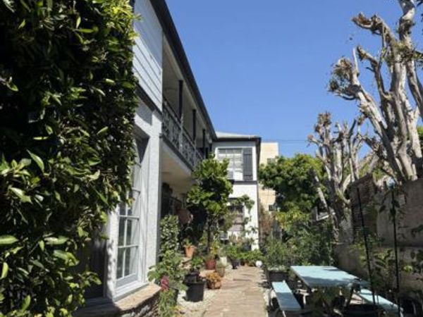 1154 N Orange Grove Ave., Unit 1/2, West Hollywood, CA 90046