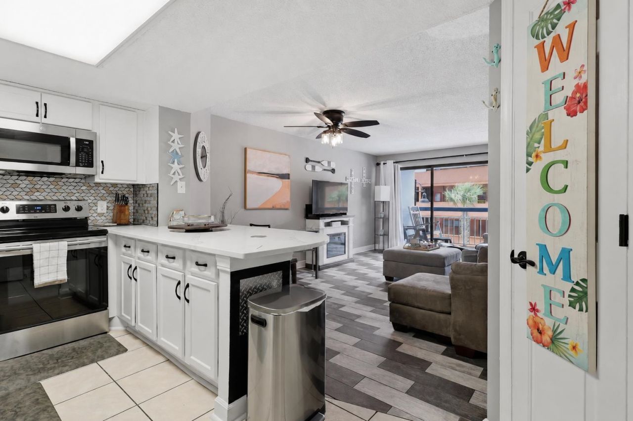 5511 N Ocean Blvd. Photo 8