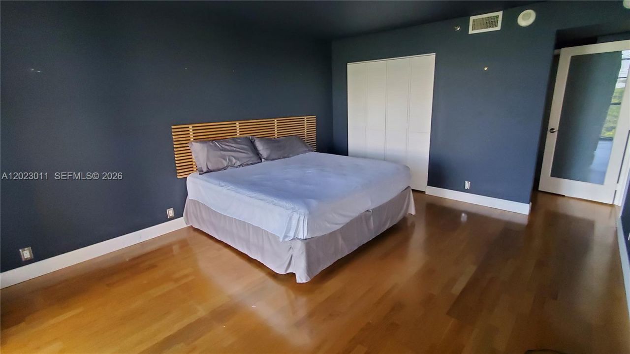 2000 Towerside Ter, Unit 709, Miami, FL 33138 Photo