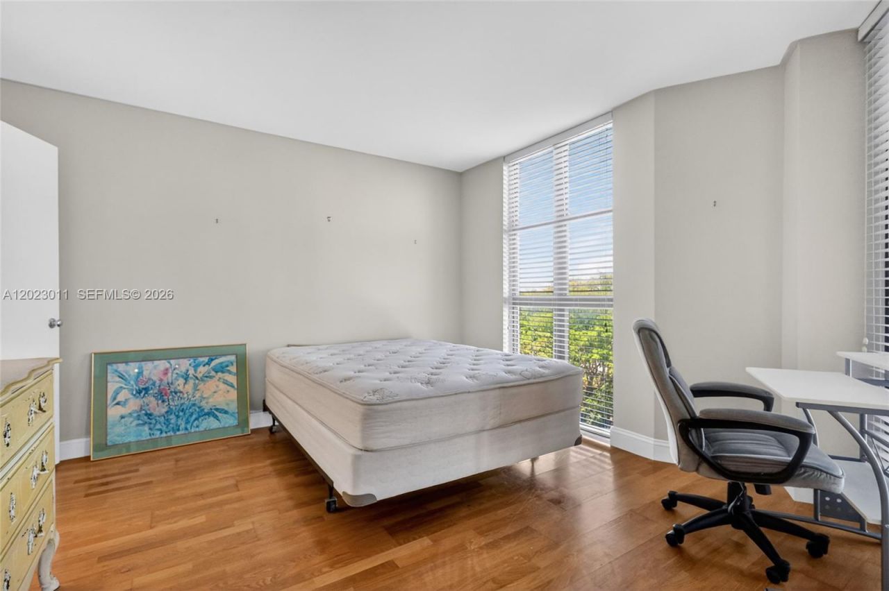 2000 Towerside Ter, Unit 709, Miami, FL 33138 Photo