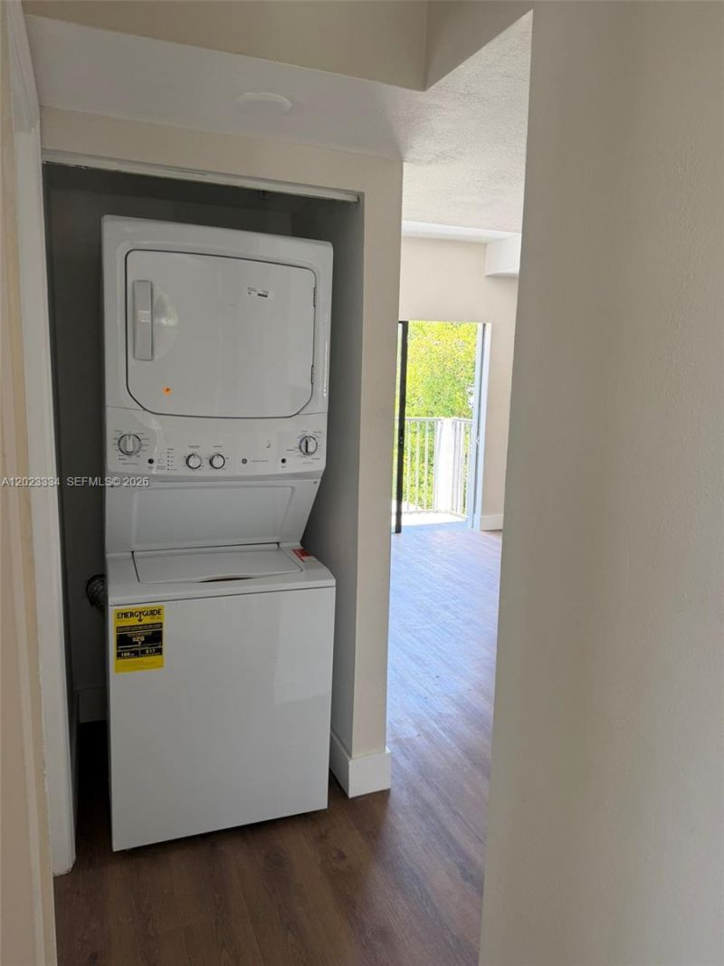 763 SW 5th St , Unit 304, Miami, FL 33130 Photo
