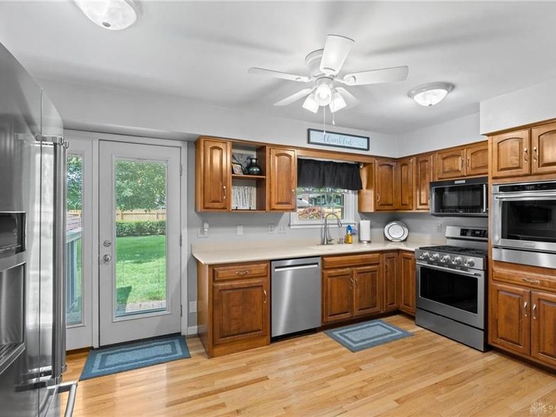 994 Meadow Lane, Xenia, OH 45385 Photo 14