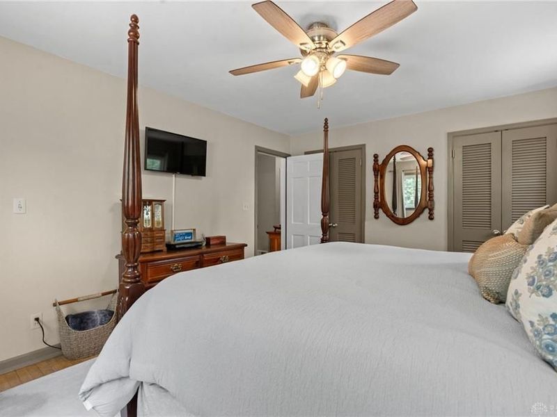 994 Meadow Lane, Xenia, OH 45385 Photo 18