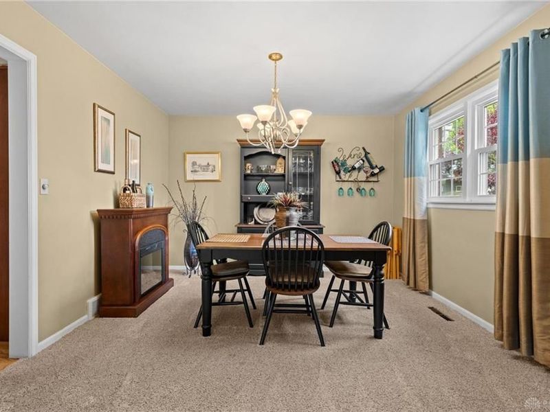 994 Meadow Lane, Xenia, OH 45385 Photo 9