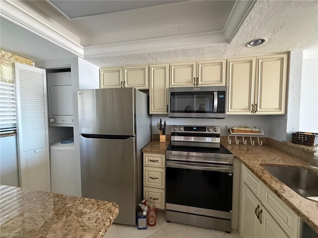 8350 Estero Blvd , Unit 423, Fort Myers Beach, FL 33931 Photo