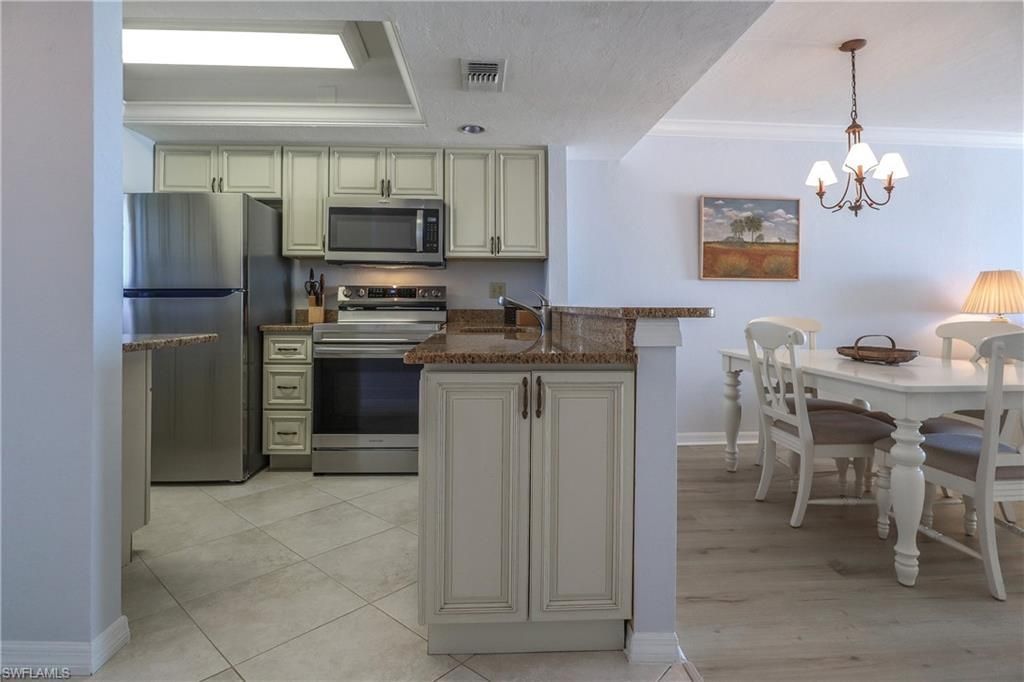 8350 Estero Blvd , Unit 423, Fort Myers Beach, FL 33931 Photo