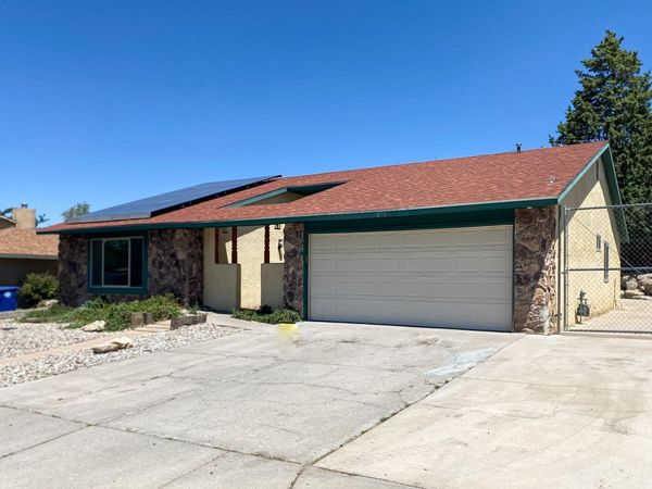 8209 Tina Drive NE, Albuquerque, NM 87109
