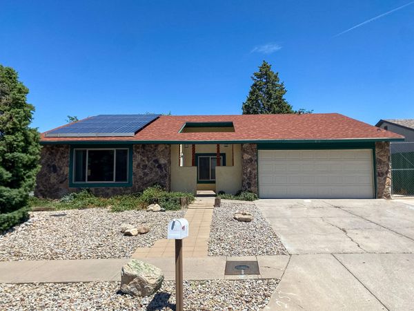 8209 Tina Drive NE, Albuquerque, NM 87109