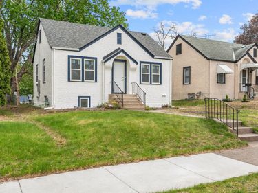 4424 Russell Avenue N, Minneapolis, MN 55412