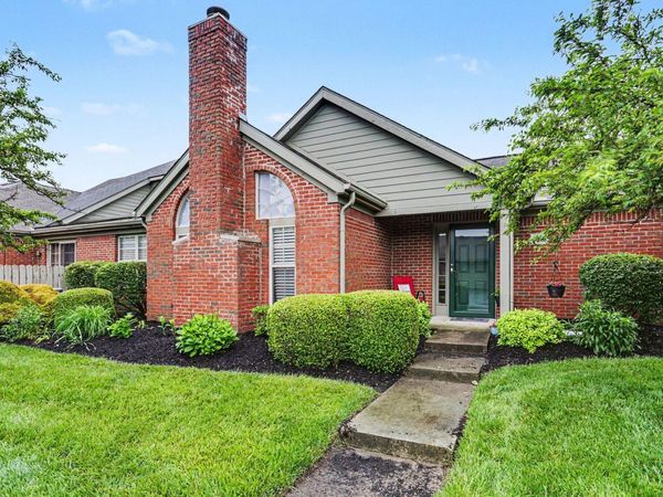 3873 Oakbrook Lane , Powell, OH 43065