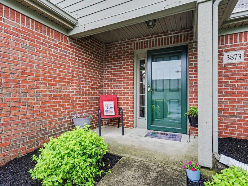 3873 Oakbrook Lane, Powell, OH 43065 Photo 3