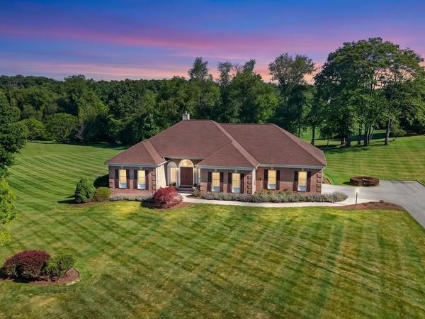 710 WATERS EDGE COURT, SYKESVILLE, MD 21784