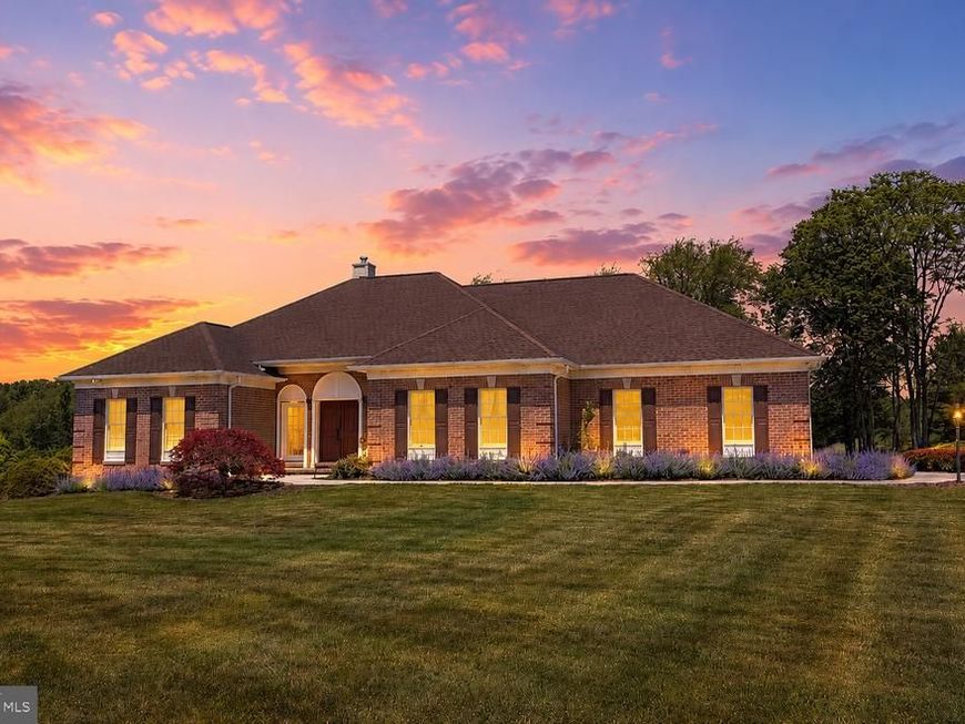 710 Waters Edge Court, Sykesville, MD 21784 Main Photo