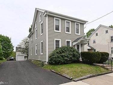 15 S MAIN STREET, PERKASIE, PA 18944
