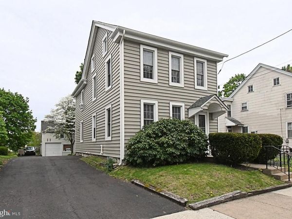 15 S MAIN STREET, PERKASIE, PA 18944
