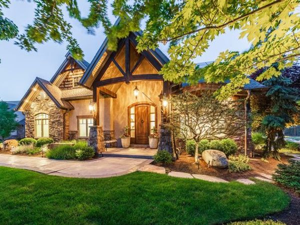 9621 S GLACIER PARK LN , Sandy, UT 84092