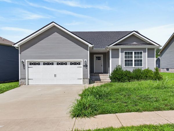 207 Geneva Ln, Clarksville, TN 37040