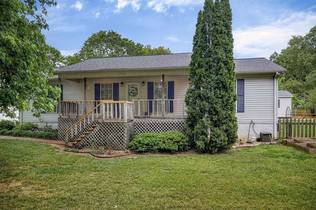 3702 Bartlett Dr, Cookeville, TN 38506 Main Photo