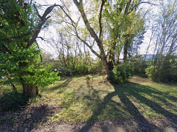 101 W Volney St , Tullahoma, TN 37388