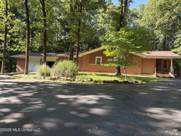870 Green Acres Drive, Hernando, MS 38632