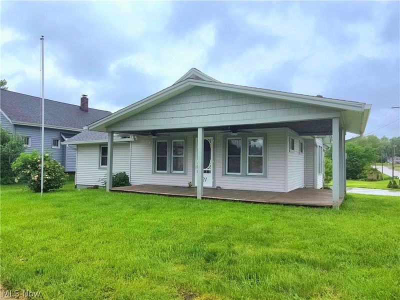 821 Cleveland Road, Ravenna, OH 44266 Photo 2