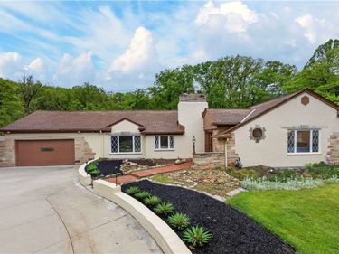 4250 Brainard Road, Orange Village, OH 44022