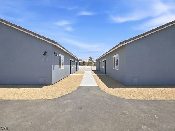 2001 S Dandelion Street , Unit 3, Pahrump, NV 89048