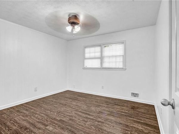 1327 Cotton Creek Drive , Lawrenceville, GA 30045