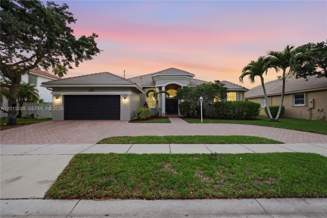 1836 NW 139th Ave , Pembroke Pines, FL 33028 Photo