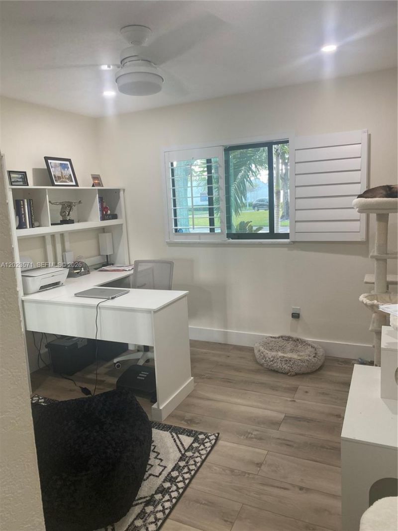 19009 NW 64th Ct , Hialeah, FL 33015 Photo