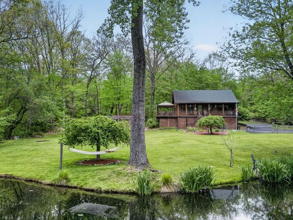 1 Stone Arch Manor Road, Rock Tavern, NY 12575