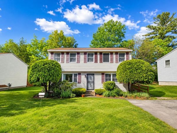 9 Mahogany Drive, Unit 106, Nashua, NH 03062