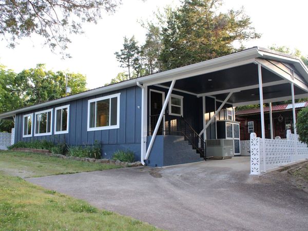 21935 Lake Road M-12, Cassville, MO 65625