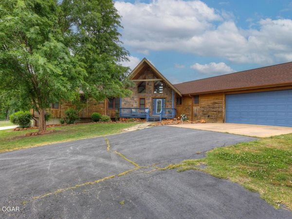 25695 Mulberry Road , Webb City, MO 64870