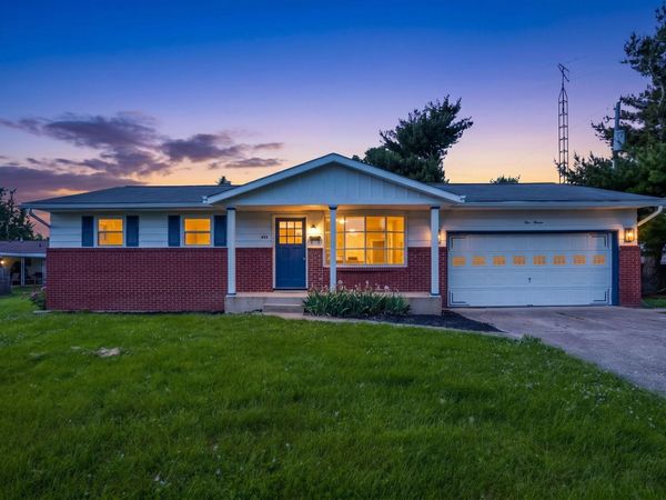 913 Roosevelt Court , Newark, OH 43055