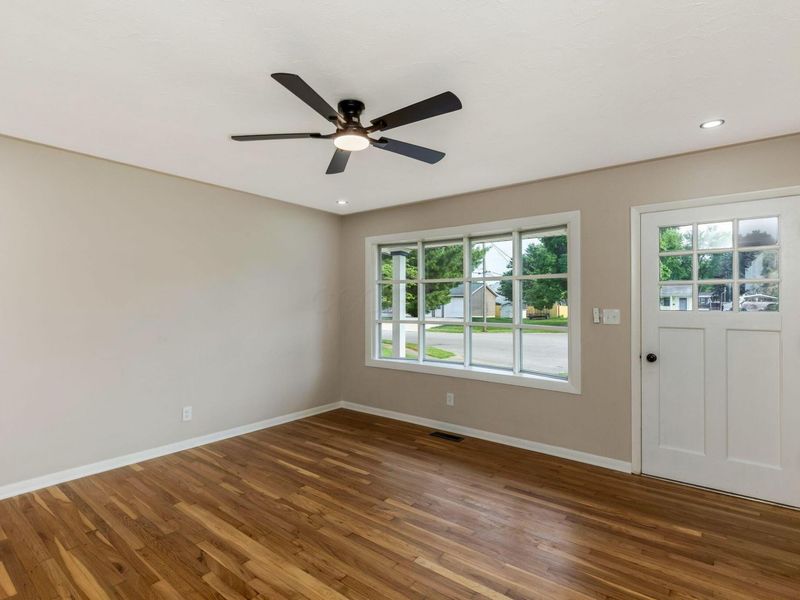 913 Roosevelt Court , Newark, OH 43055 Photo 6