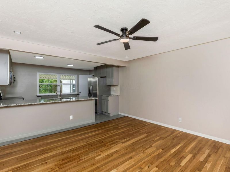 913 Roosevelt Court , Newark, OH 43055 Photo 8