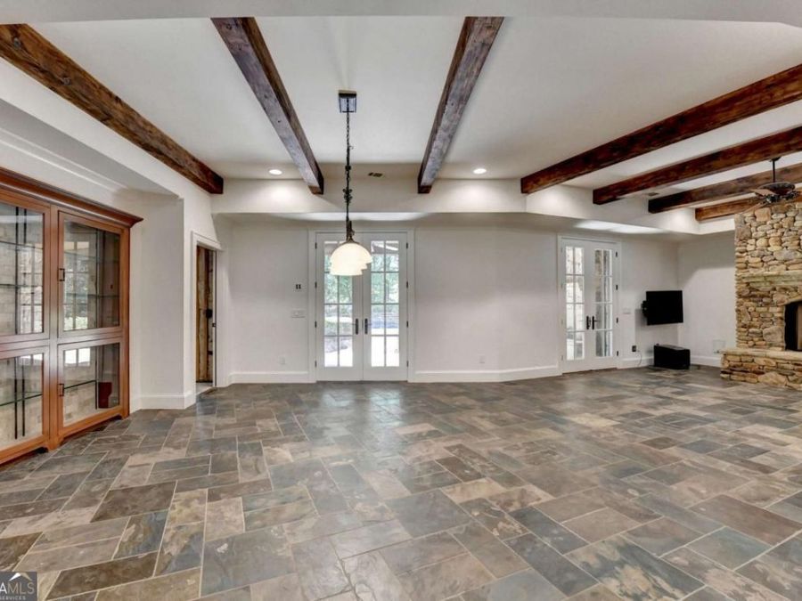 Property Image 61