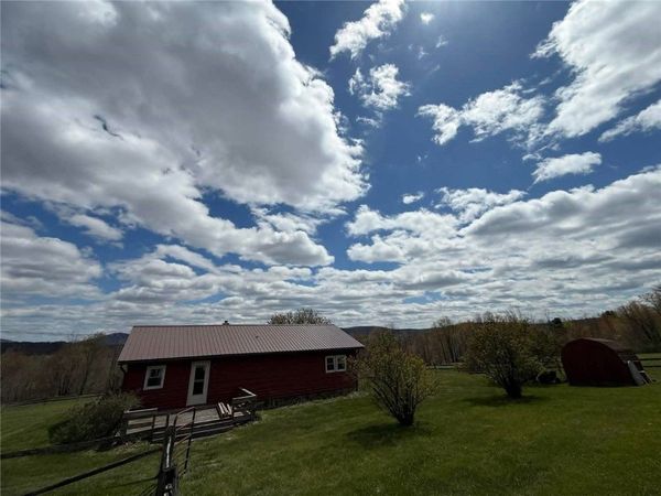 372 Windsong Road , Harpersfield, NY 13786