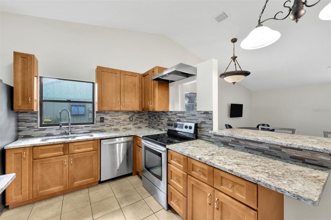 5015 Barrington Circle, Unit 201, Sarasota, FL 34234 Photo