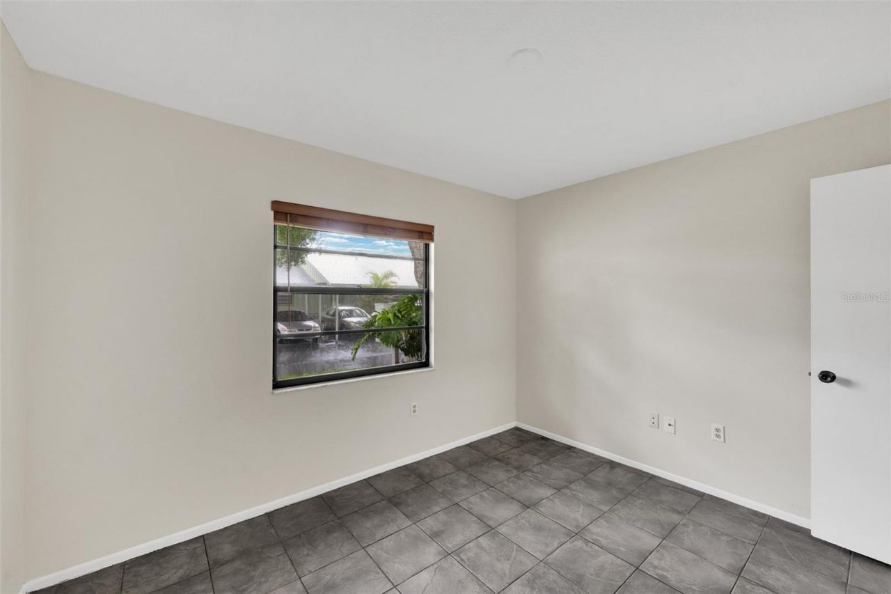 5015 Barrington Circle, Unit 201, Sarasota, FL 34234 Photo