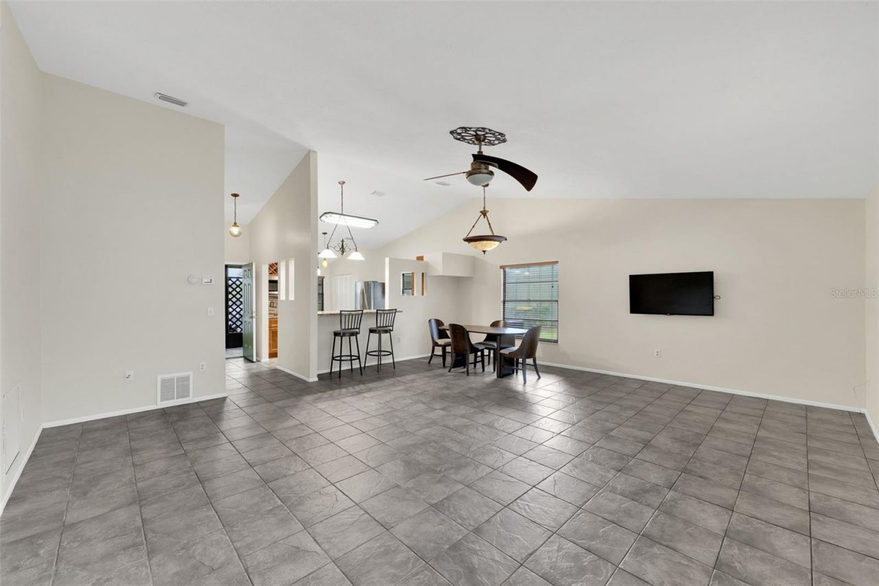 5015 Barrington Circle, Unit 201, Sarasota, FL 34234 Photo
