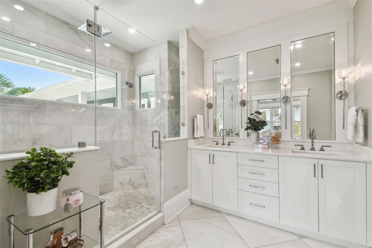 1411 S Albany Avenue, Tampa, FL 33606 Photo