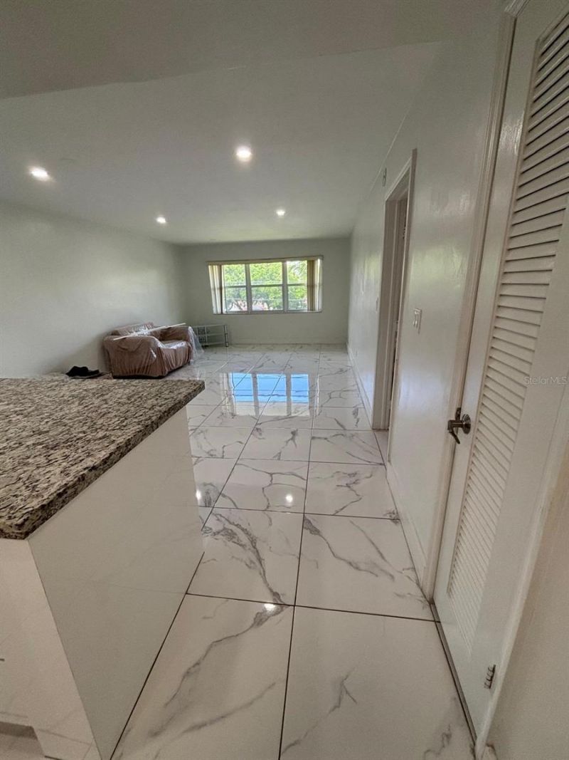 1400 NE 191st Street, Unit 309, Miami, FL 33179 Photo