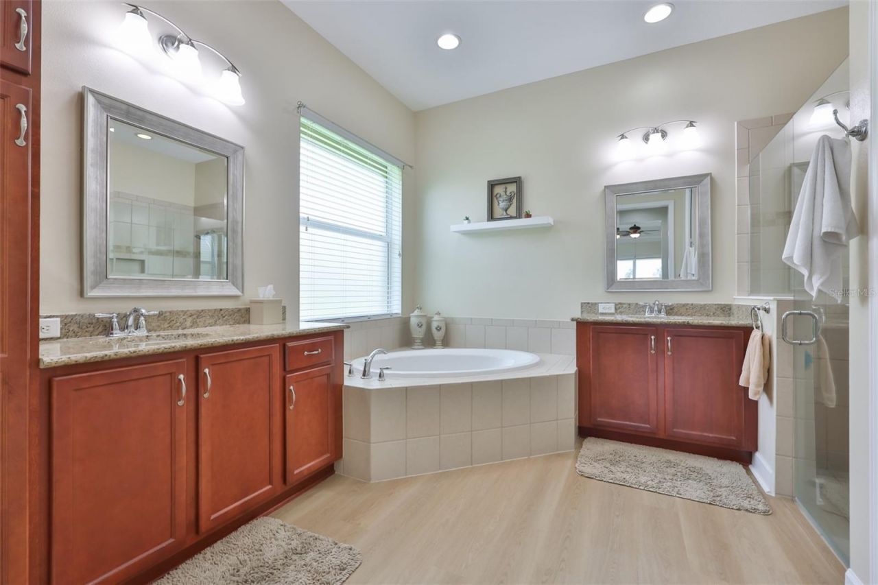 1719 Pacific Dunes Dr, Sun City Center, FL 33573 Photo
